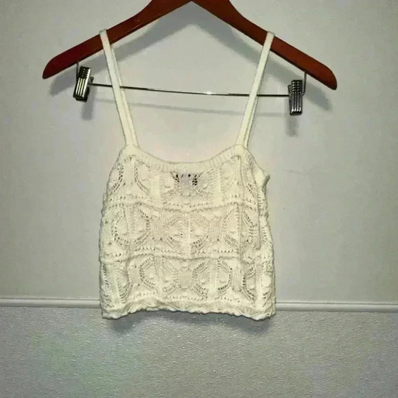 NWT! Pink Rose Crochet Knit Two Piece Set / Size XS / Cream - Picture 11 of 16